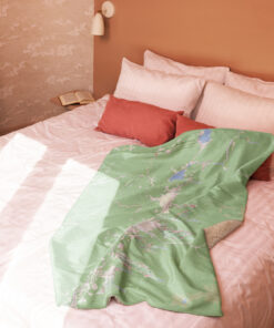 Alternative view of Hakuba Valley, Nagano, Sherpa blanket